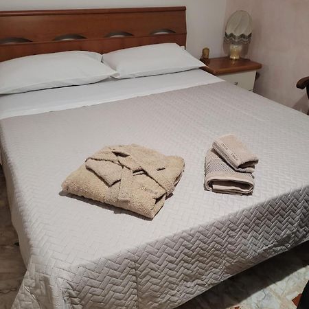 Italias House Apartment ชัมปีโน ภายนอก รูปภาพ