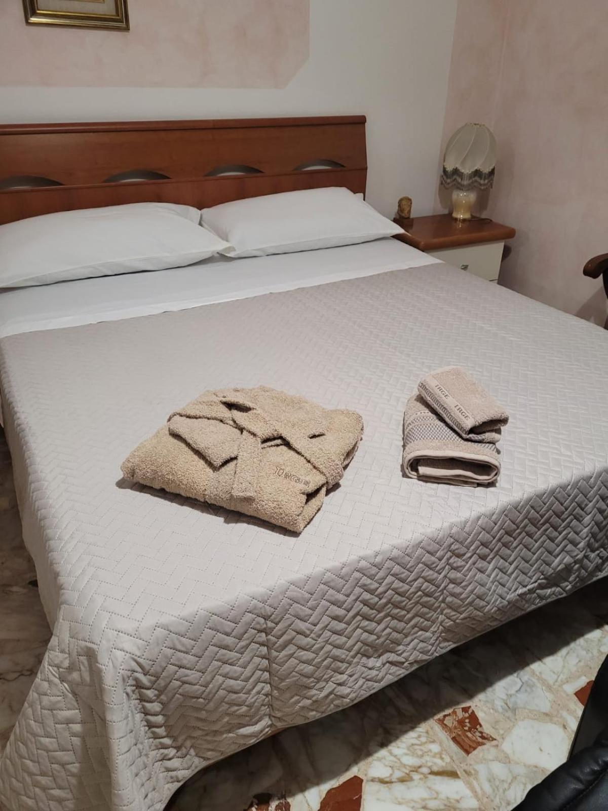 Italias House Apartment ชัมปีโน ภายนอก รูปภาพ